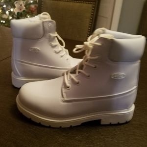 Womens white Lugz boots NWOT